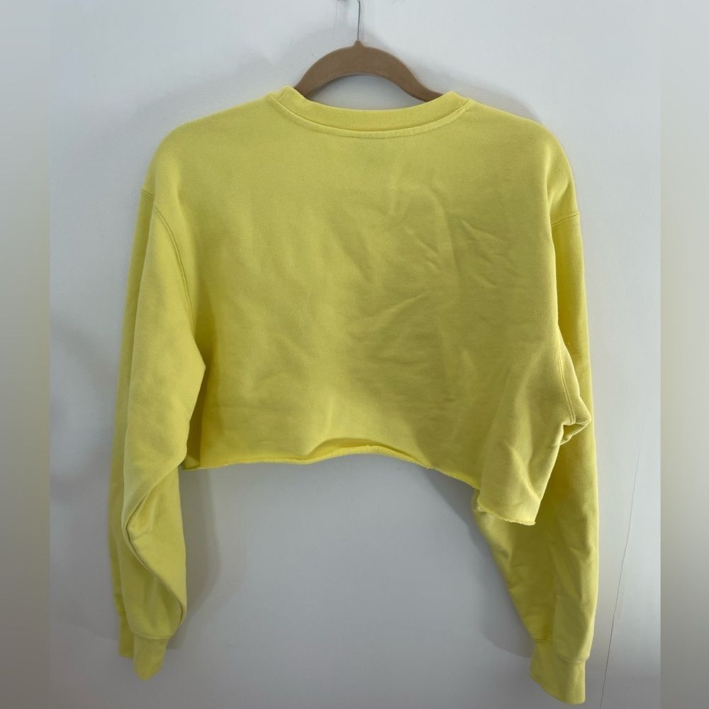 Yellow Obey crop sweatshirt size large - Picture 6 of 6